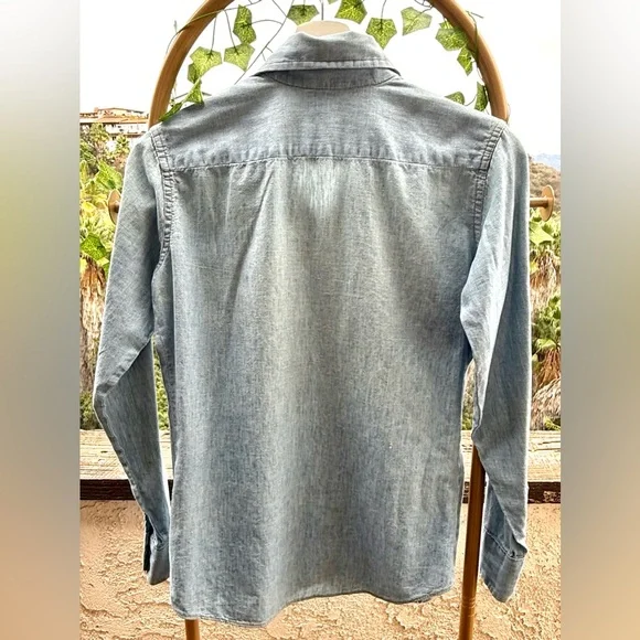 Vintage 1960's- Levi's Classic Blue Button Down Shirt